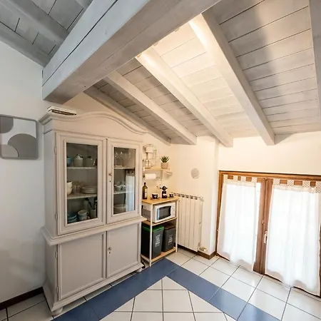 Apartamento Il Nido Del Garda - In Centro, A Due Passi Desenzano del Garda
